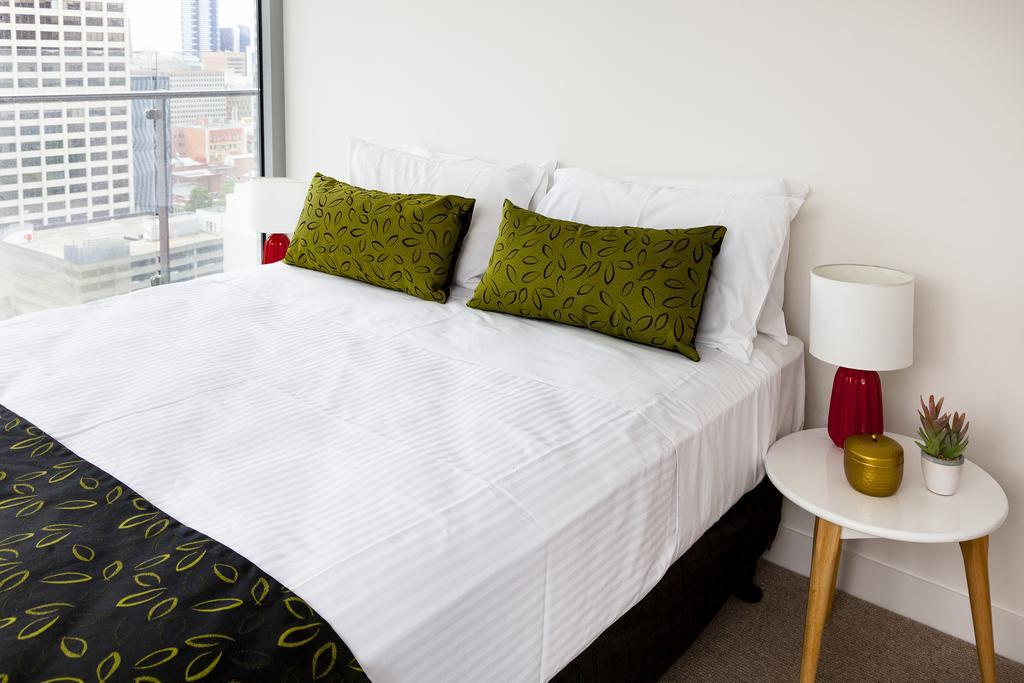 Akom Melbourne Aparthotel Esterno foto
